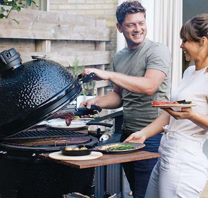 Neu! Zwei Qualitätsgrill-Marken bei Schmid Storen Münchenbuchsee Heute: Learning by burning und willkommen in der Grill-Welt von The Bastard.